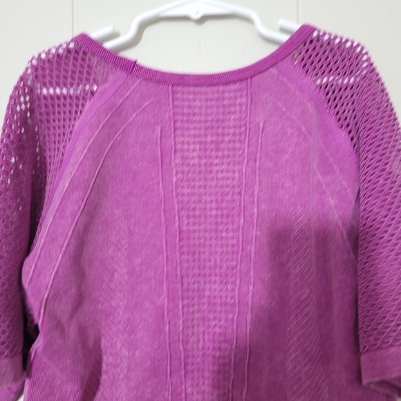 NINE WEST ACTIVE TOP Women's Size M NWT - Picture 7 of 9